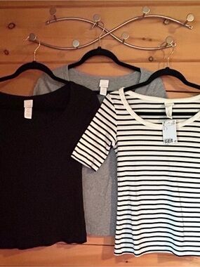 3 Basic Ribbed Scoop Neck T-Shirts - Striped / Black / Grey